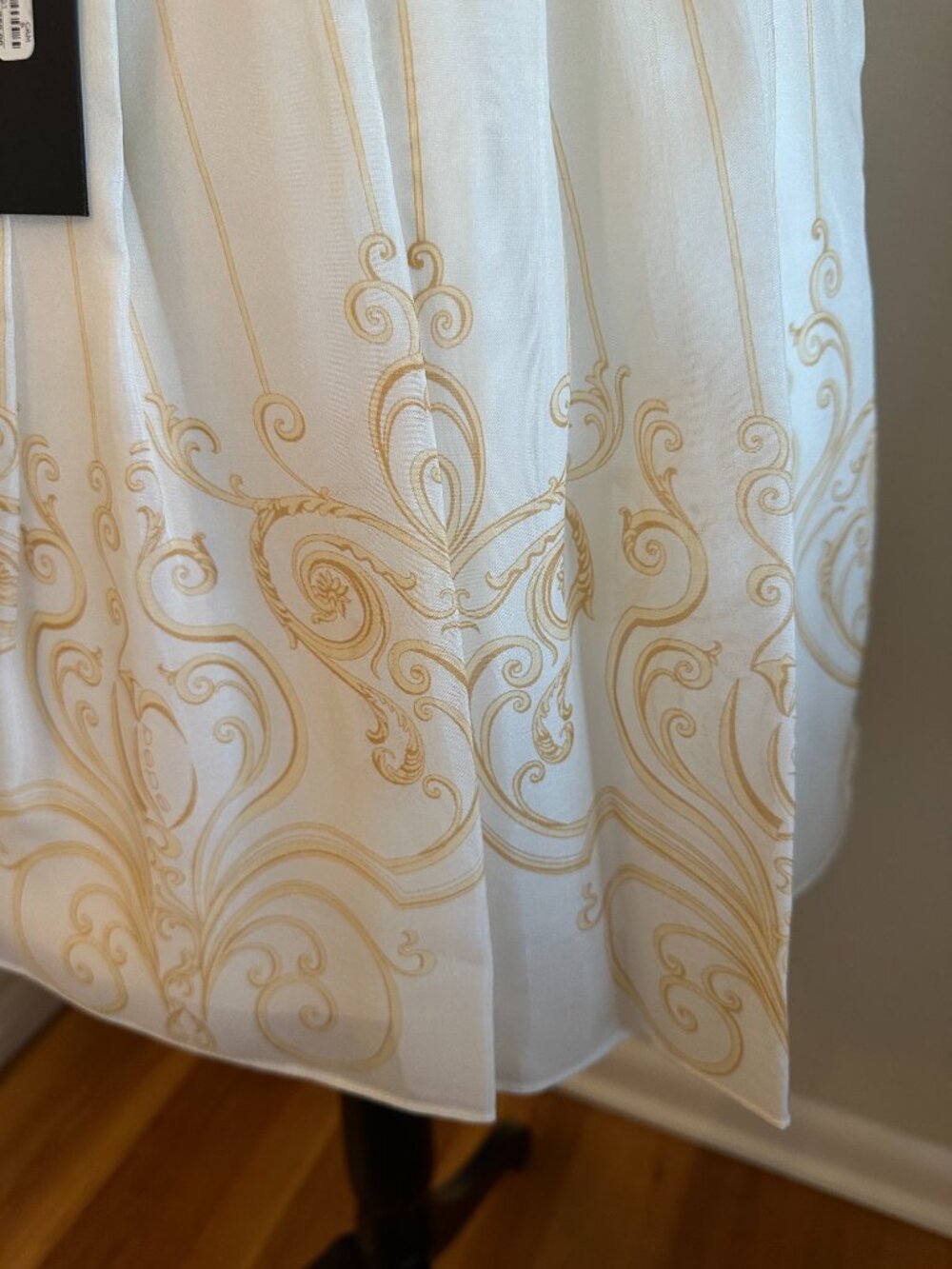 NWT bebe Collection Size 6 Ivory Gold Baroque Fit & Flare Dress - Picture 9 of 10